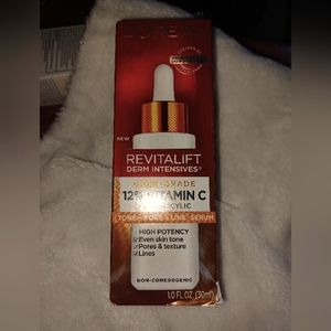 BRAND NEW; LOREAL RIVITALIFT DERM INTENSIVES . 12 % VITAMIN C. + E + SALICYLIC